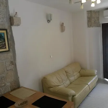 Apartment Kairos *